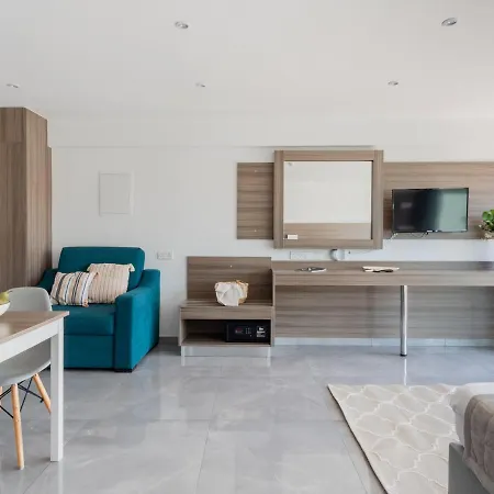 Apartamento Delightful Vacation Home For Couples In Popular Ayia Napa All Yours