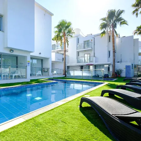 Delightful Vacation Home For Couples In Popular Ayia Napa All Yours أيا نابا