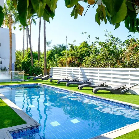 Delightful Vacation Home For Couples In Popular Ayia Napa All Yours *